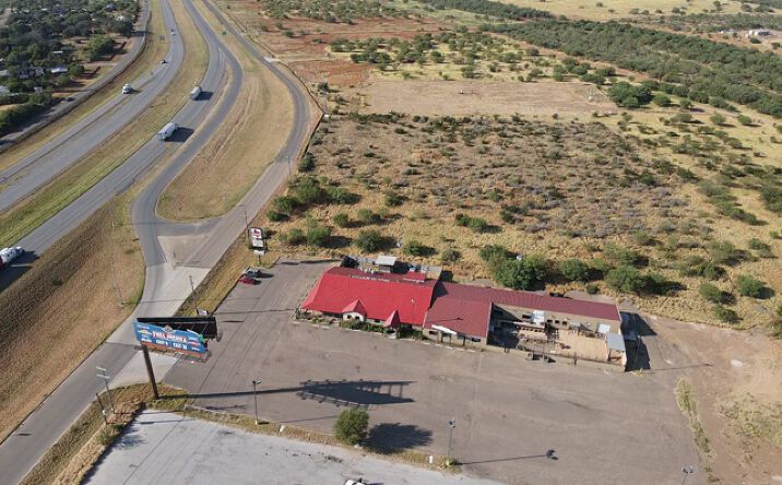 Pictures of Retail property located at 182 I-35, Cotulla, TX 78014 for sales - image #1