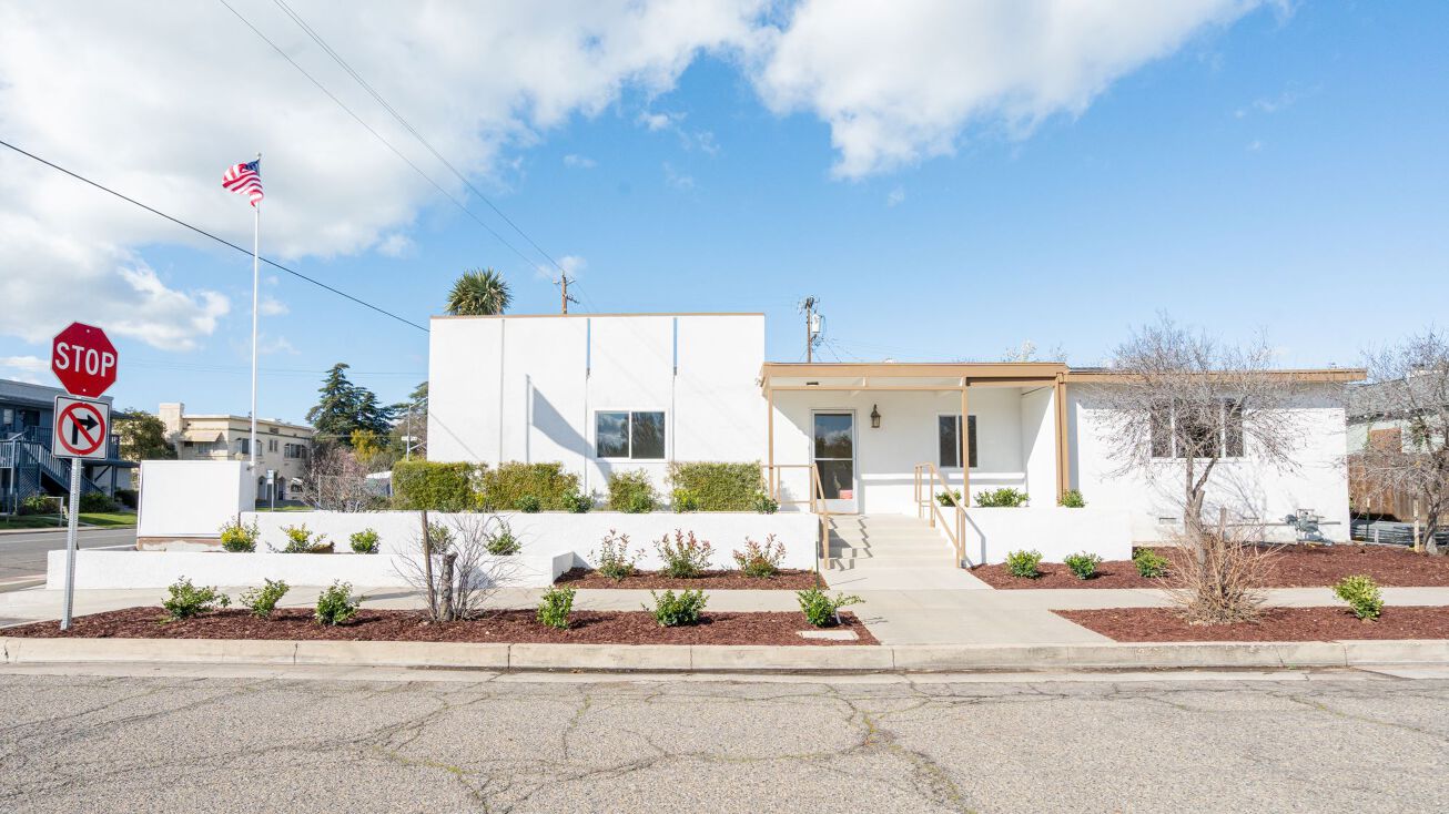 1570 N Wishon Ave, Fresno, CA 93728