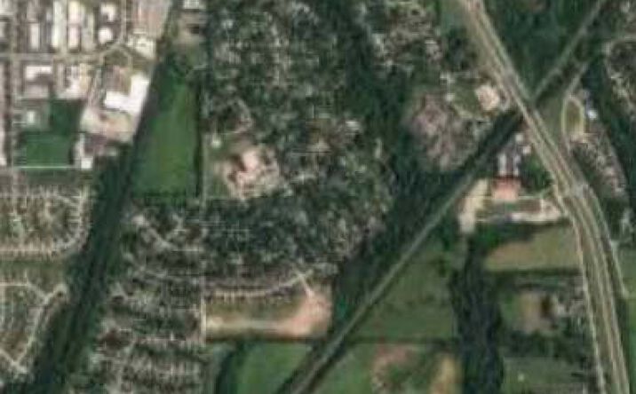 Pictures of Land property located at 1100 Missouri Ct, Liberty, MO 64068 for sales - image #1