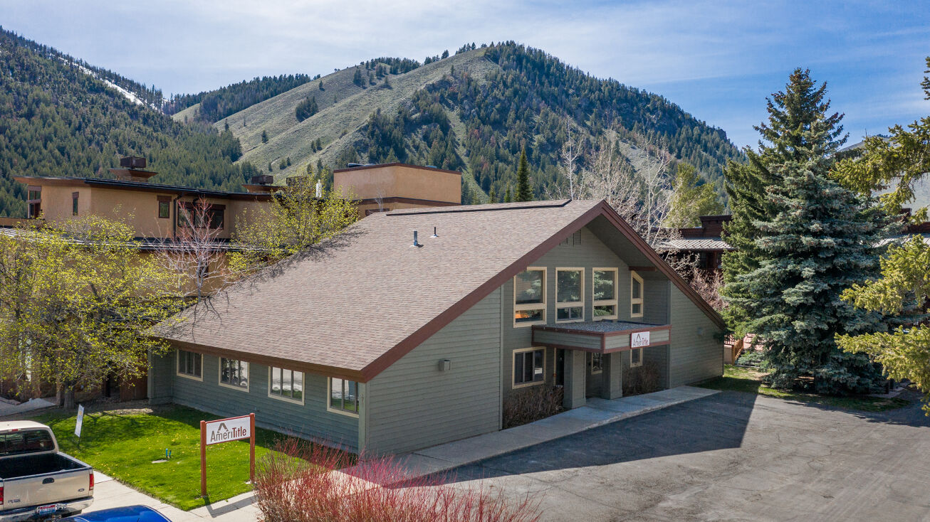 171 6th St W, Ketchum, ID 83340