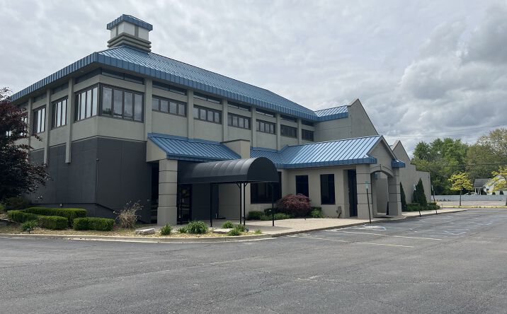 Pictures of Mixed Use, Retail, Special Purpose property located at 36217 Southbound Gratiot Ave, Clinton Twp, MI 48035 for sales - image #1