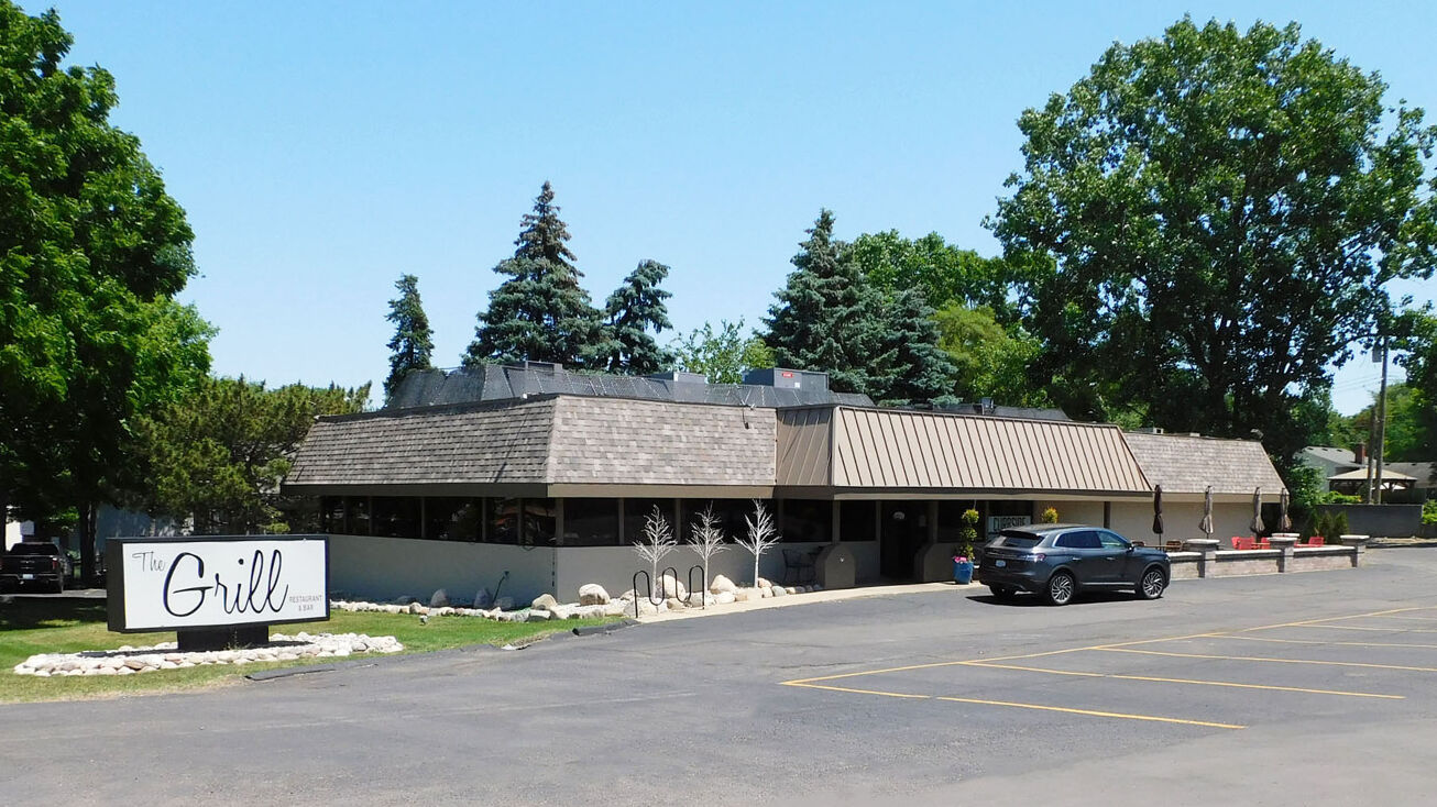 2235 Orchard Lake, Keego Harbor, MI 48320 Retail Property for Sale