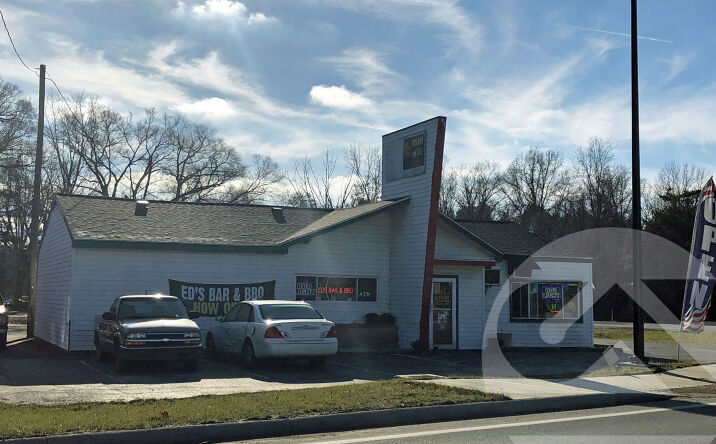 Pictures of Retail, Multifamily property located at 10151 Maumee Western Rd, Monclova, OH 43542 for sales - image #1