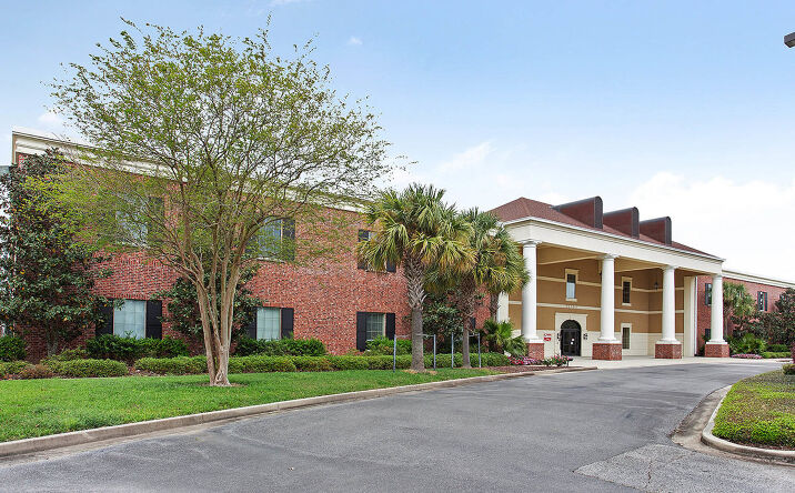Pictures of Office property located at 15151 Florida Blvd, Baton Rouge, LA 70819 for sales - image #1