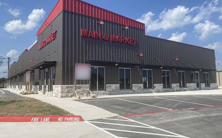 Pictures of Retail property located at 110 Market Ave, Boerne, TX 78006 for sales - image #1