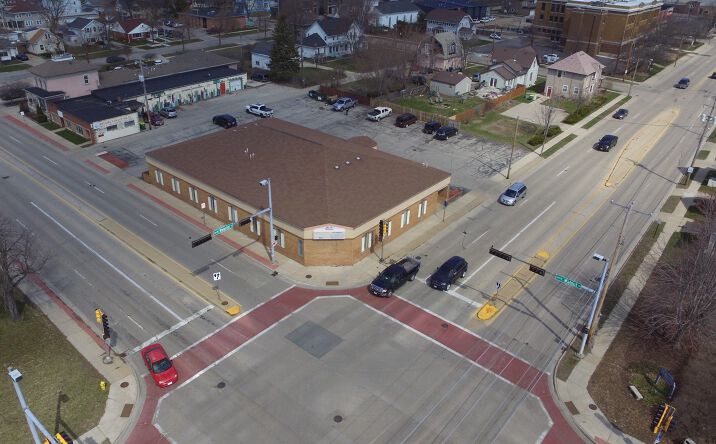 Pictures of Office property located at 101 N Webster Ave, Green Bay, WI 54301 for sales - image #1