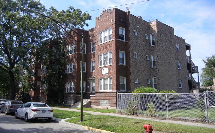 image of property at 1422 E 68TH ST Chicago IL 60637-6238