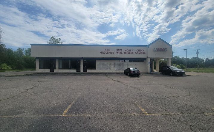 Pictures of Retail property located at 7099 Wayne Rd, Romulus, MI 48174 for sales - image #1