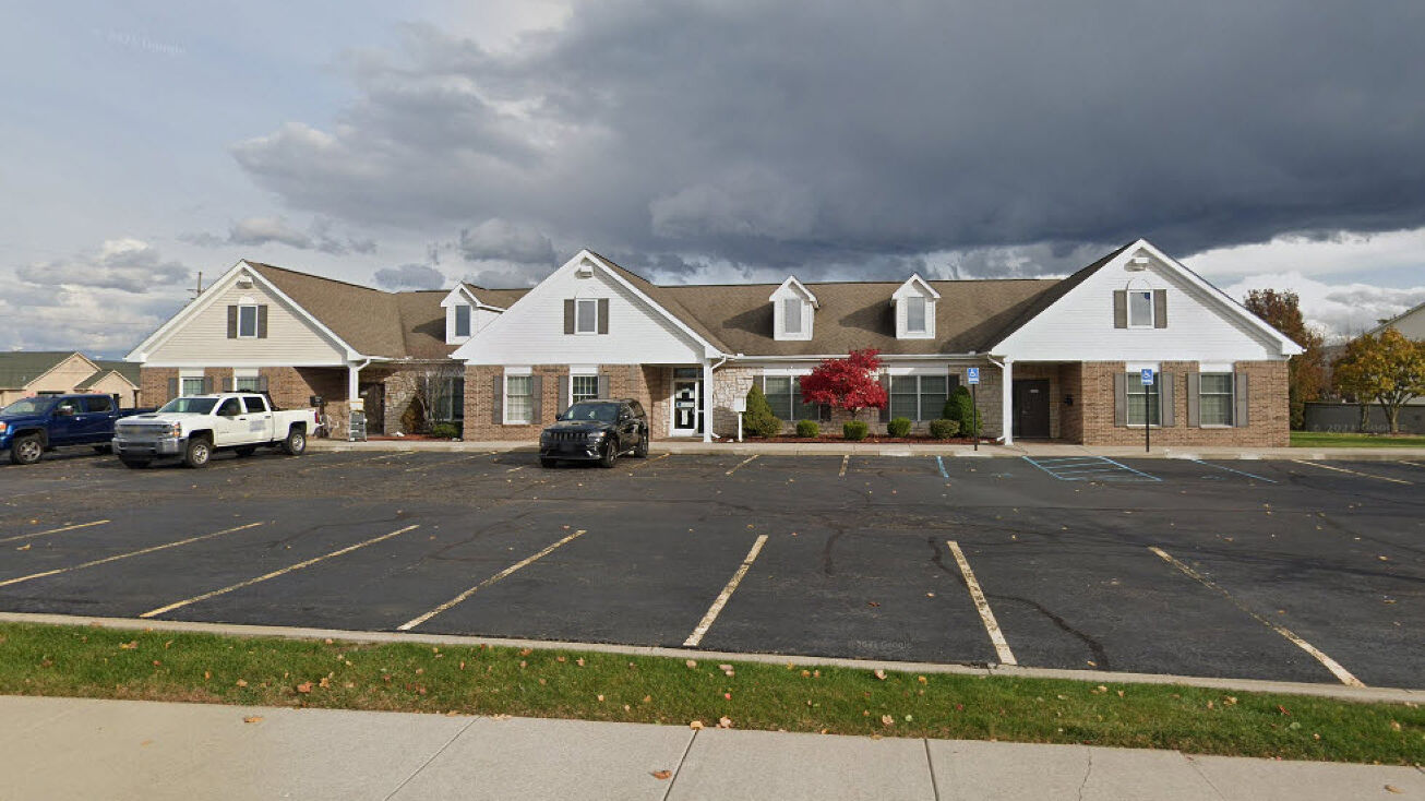 Pictures of Office property located at 13909 Pennsylvania Rd, Riverview, MI 48193 for sales - image #1