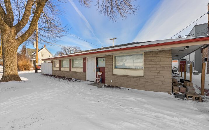 Pictures of Special Purpose property located at 4273 W Hoyt Pl, Milwaukee, WI 53216 for sales - image #1