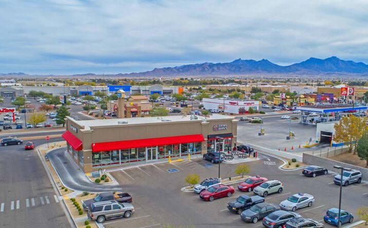 Pictures of Retail property located at 3411 Stockton Hill Road, Kingman, AZ 86409 for comps - image #1