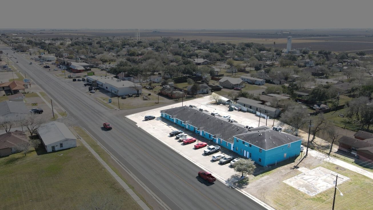 624 W Santa Rosa Ave, Edcouch, TX 78538