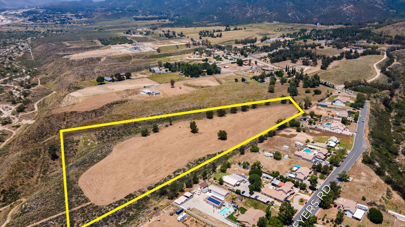 3609 W Meyers Rd, San Bernardino, CA 92407