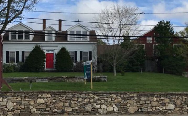 Pictures of Office property located at 389 East Main Street, East Brookfield, MA 01562 for comps - image #1