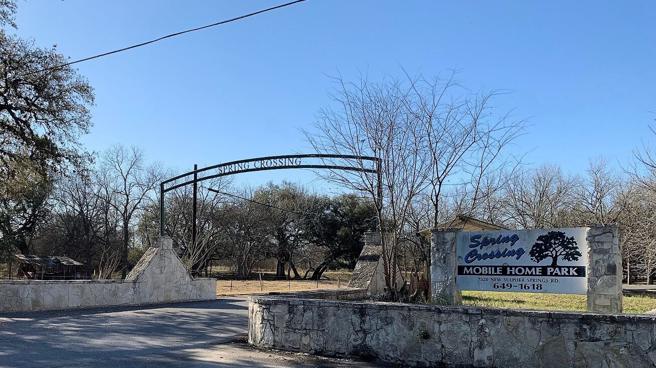 7320 New Sulphur Springs Rd, San Antonio, TX 78263