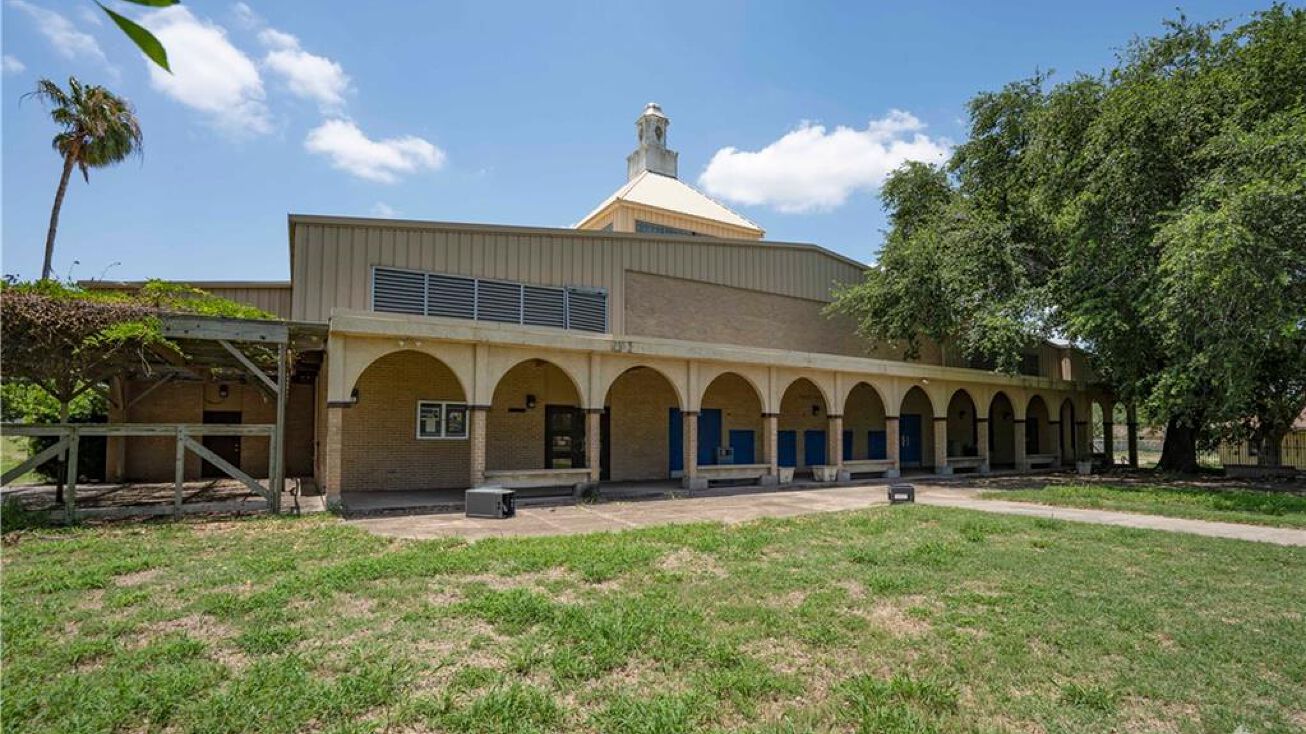 1214 S Bridge Ave, Weslaco, TX 78596