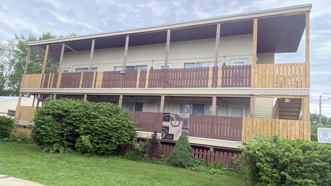 4823 S Pennsylvania Ave, Lansing, MI 48910 Multifamily Property for Sale