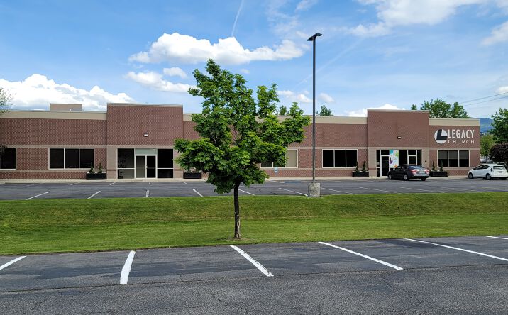 Pictures of Office property located at 23129 E Mission Ave, Liberty Lake, WA 99019 for comps - image #1