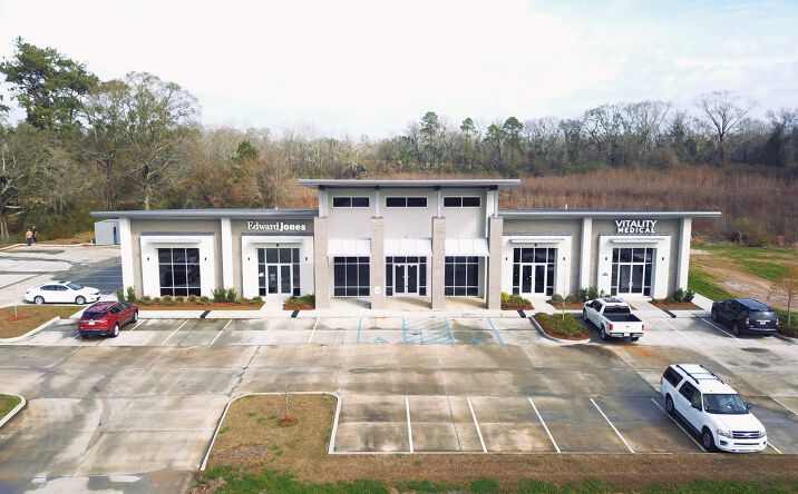 Pictures of Retail, Office, Land property located at 9373 Baringer Rd, Baton Rouge, LA 70817 for sales - image #1