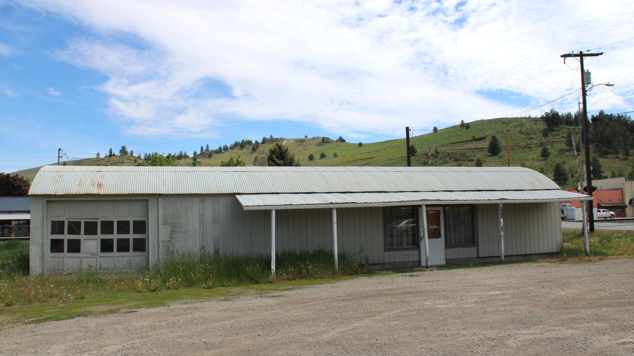 100 Lynch Street, Plains, MT 59859