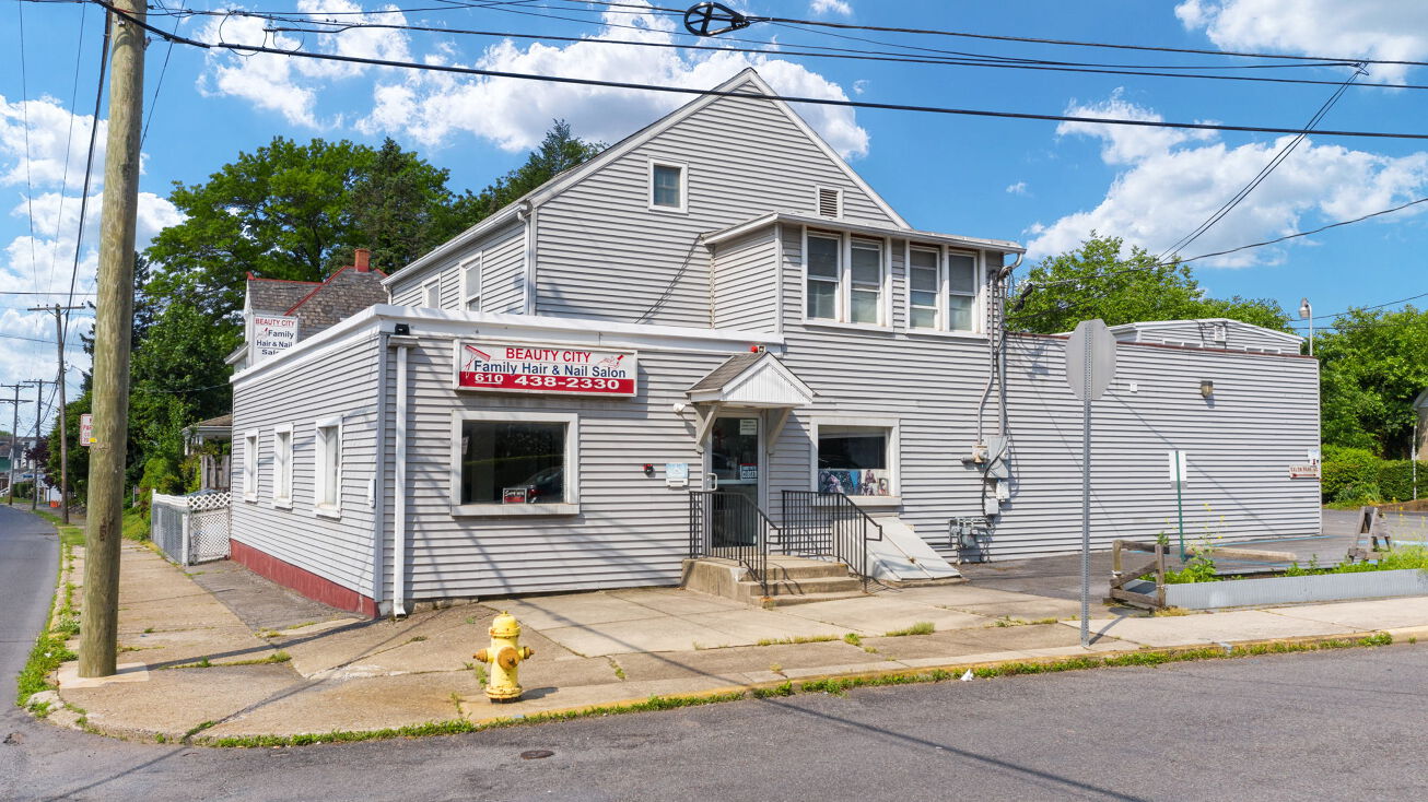 2447 Freemansburg Ave, Easton, US 18042 Mixed Use Property for Sale