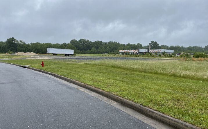 Pictures of Land property located at 3631 Latimers Knoll Ct, Fredericksburg, VA 22408 for comps - image #1