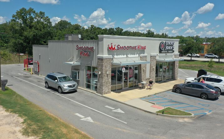 Pictures of Retail property located at 1750 S McKenzie St, Foley, AL 36535 for comps - image #1