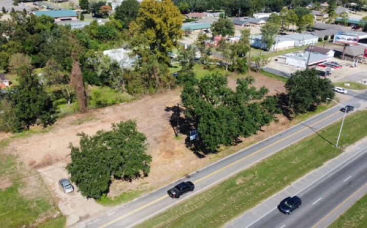 Pictures of Retail property located at 4108 Coliseum Blvd, Alexandria, LA 71303 for sales - image #1