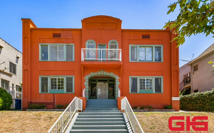 Pictures of Multifamily property located at 210 N Kenmore Ave, Los Angeles, CA 90004 for comps - image #1