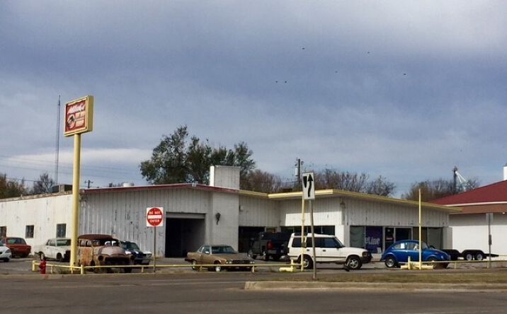 Pictures of Retail, Self Storage property located at 1115 SW Sheridan Rd, Lawton, OK 73505 for sales - image #1