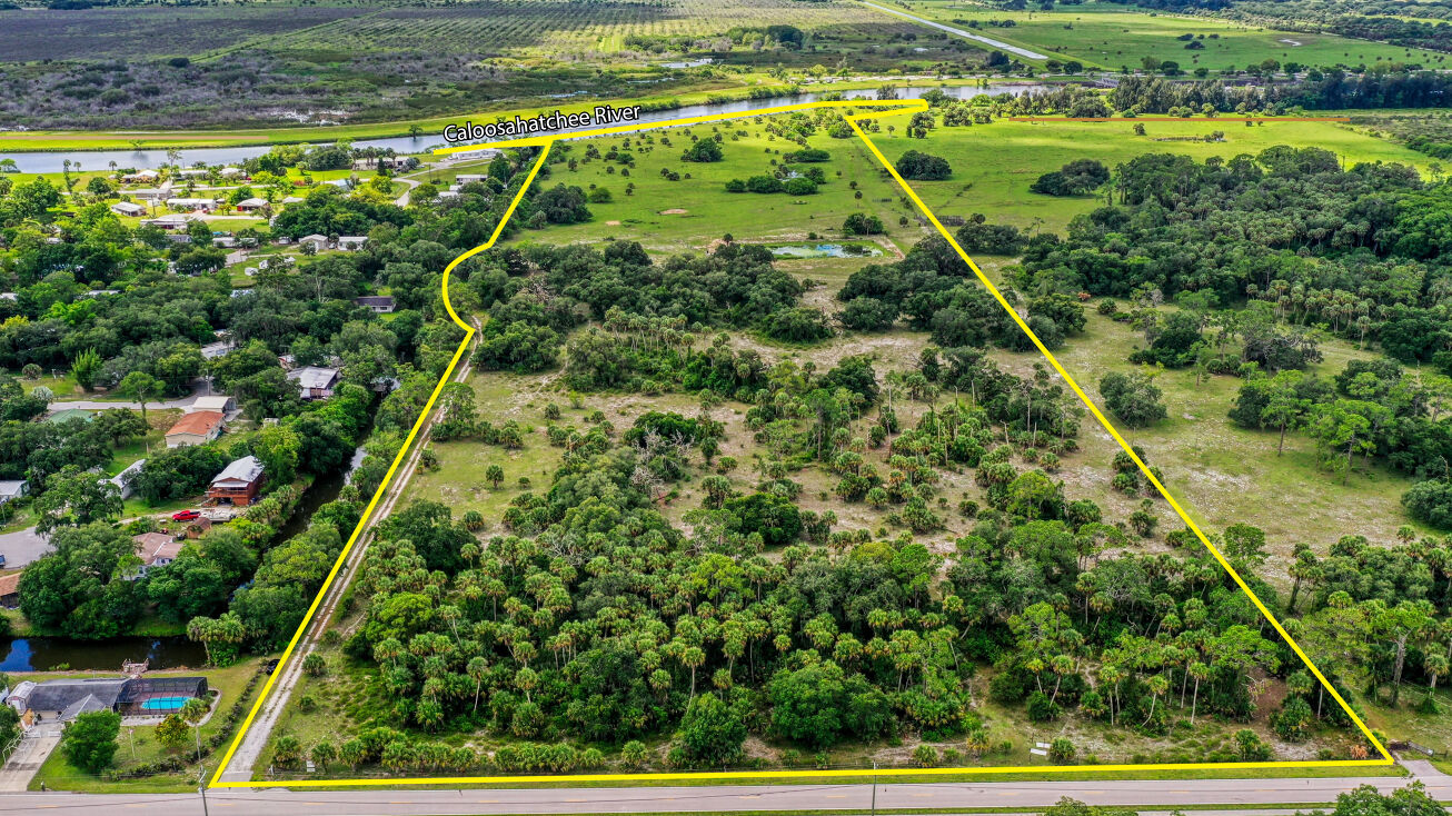 1694 Williams Rd, Moore Haven, FL 33471