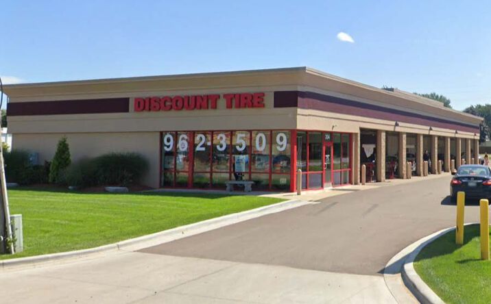 Pictures of Retail, Office property located at 204 E Columbia Ave, Battle Creek, MI 49015 for sales - image #1
