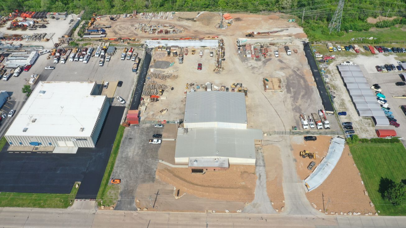 2376 Cassens Dr, Fenton, MO 63026