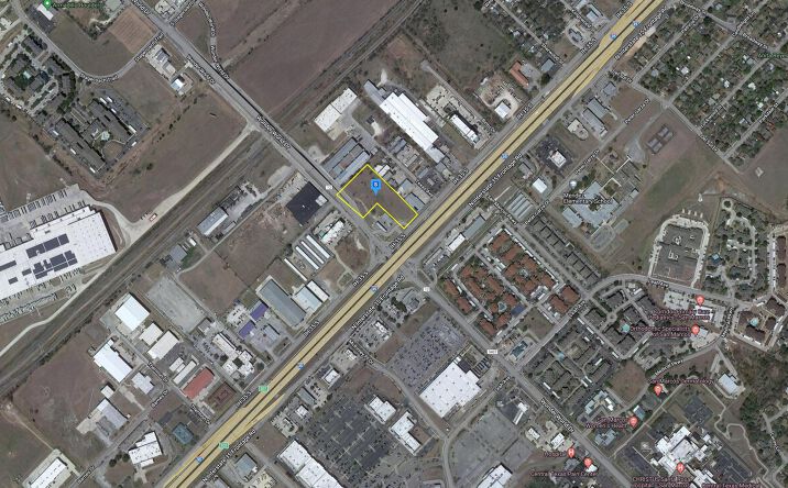 Pictures of Land property located at 2030 I 35 Frontage Rd, San Marcos, TX 78666 for sales - image #1