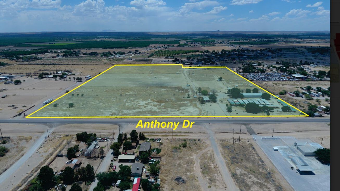 2025 Anthony Dr, Anthony, NM 88021 Land for Sale 50 Ac w/ Stables