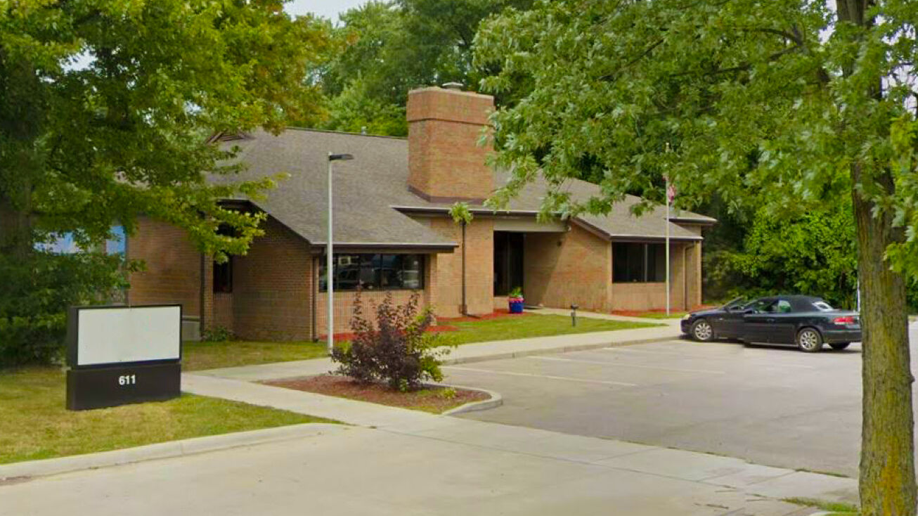 611 N Wisner St, Jackson, MI 49202