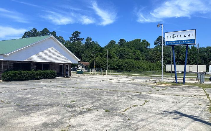 image of property at 1006 S MAIN ST Sylvania GA 30467-2350