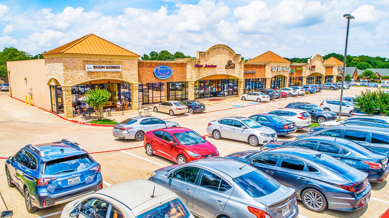 2350 Hall Johnson Rd, Grapevine, TX 76051