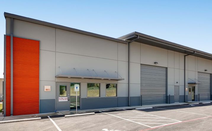 Pictures of Office, Industrial property located at 7637 FM3009 Unit 606, Schertz, TX 78154 for comps - image #1