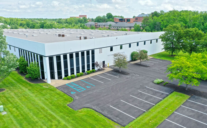 Pictures of Industrial property located at 640 Park E Blvd, New Albany, IN 47150 for comps - image #1