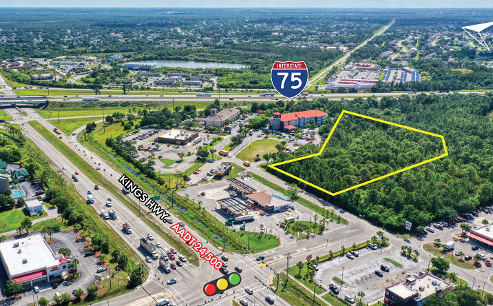Pictures of Land property located at 902 Kings Hwy, Punta Gorda, FL 33980 for sales - image #1