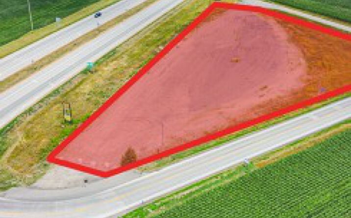 Pictures of Land property located at 21701 Johnson Memorial Dr, Belle Plaine, MN 56011 for sales - image #1
