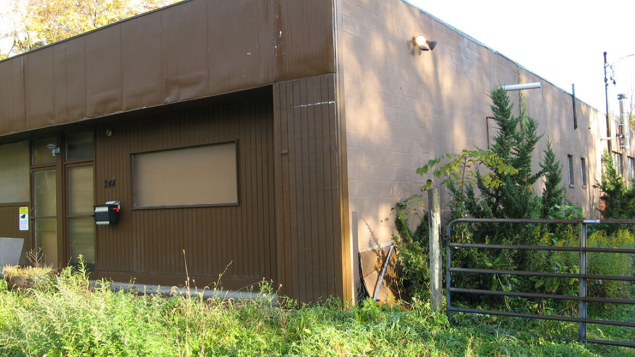 248 N Plank Rd, Newburgh, NY 12550