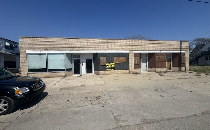 Pictures of Retail property located at 2600 State Street, Saginaw, MI 48602 for sales - image #1