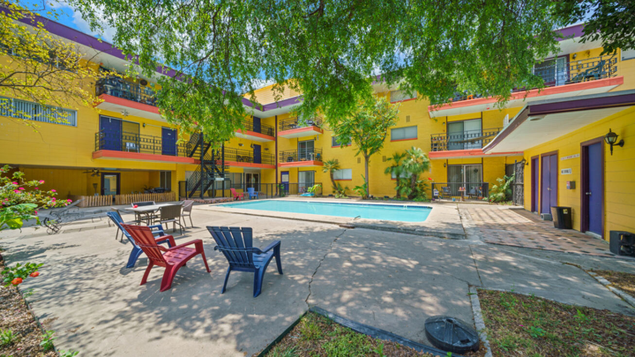 1803 W Gramercy Pl, San Antonio, TX 78201