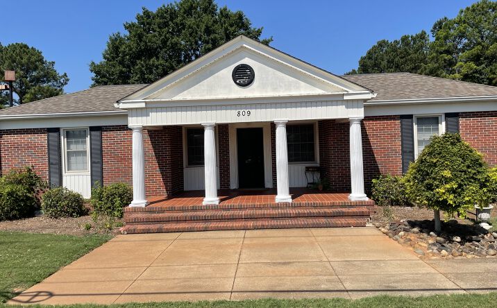 Pictures of Office property located at 809 S Park St, Carrollton, GA 30117 for sales - image #1