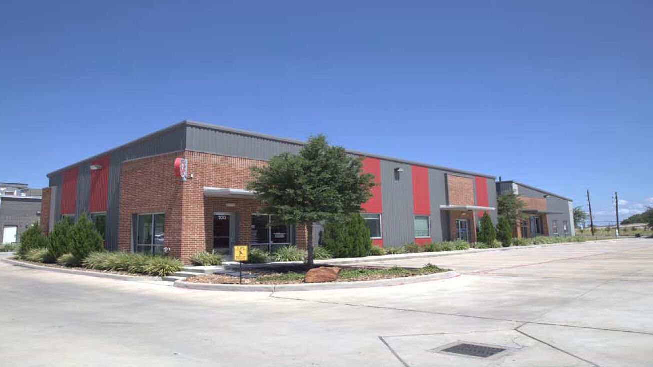 11942 Barker Cypress Rd, Cypress, TX 77433