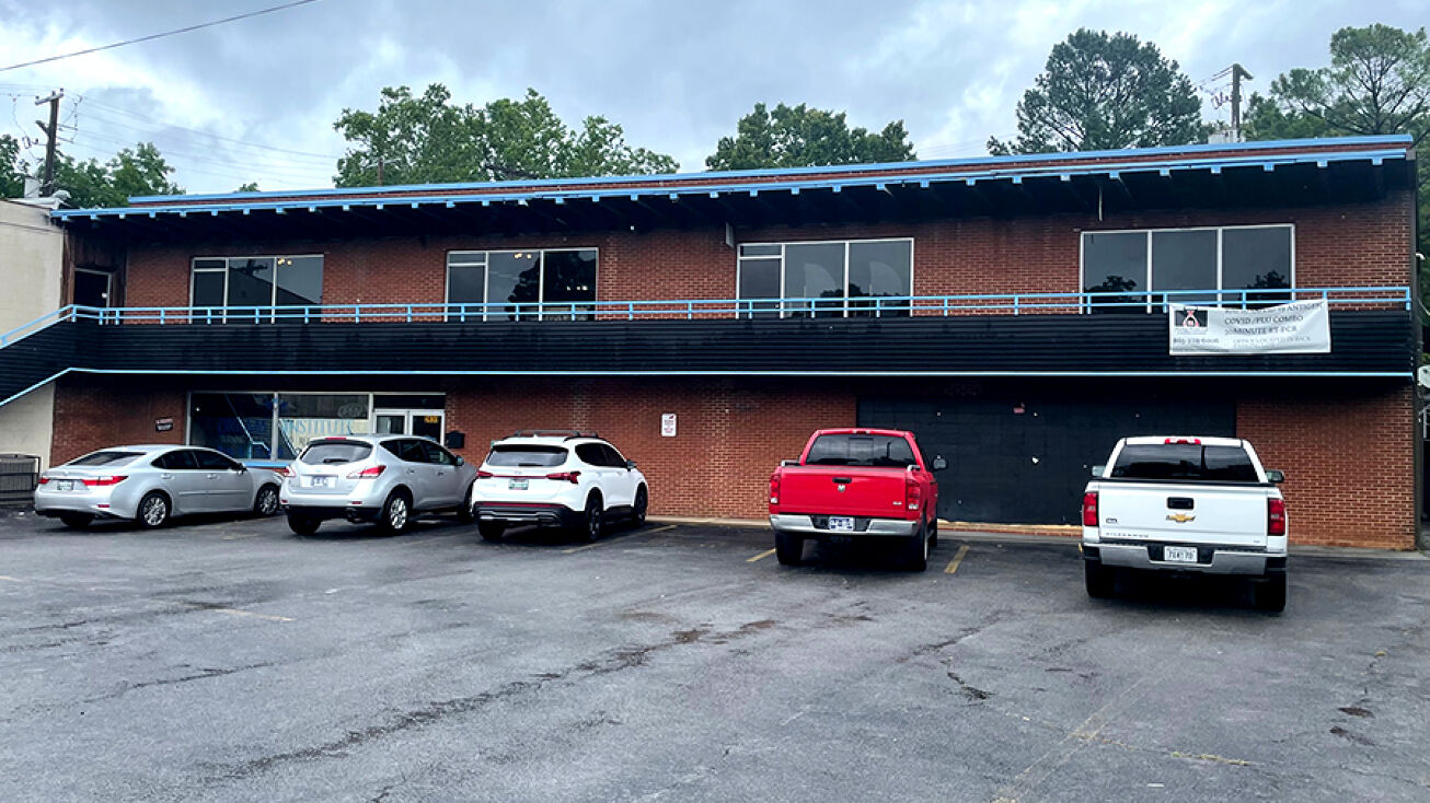 2634 N Broadway St, Knoxville, TN 37918