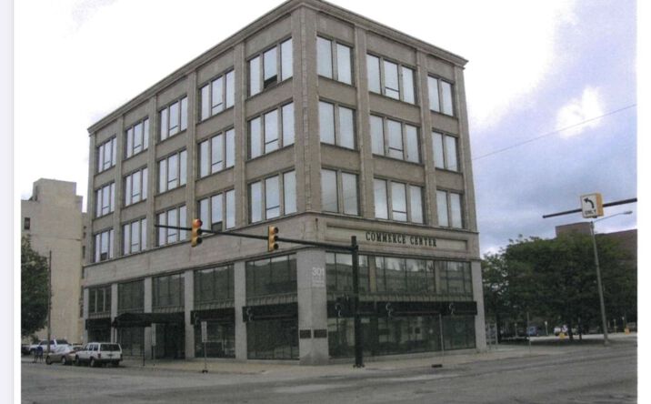 Pictures of Office property located at 301 E Genesee Ave, Saginaw, MI 48607 for sales - image #1