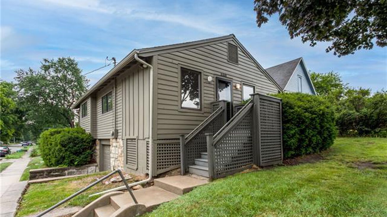 2201 W 43rd Avenue, Kansas City, KS 66103 Special Purpose Property